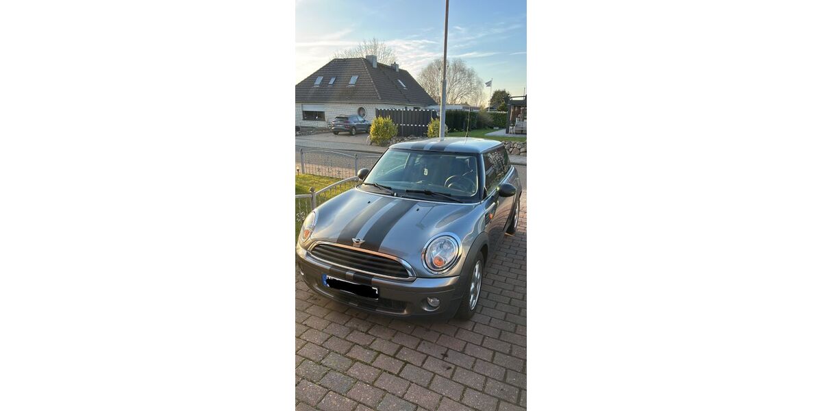 Mini ONE 135.600 km 3.990 &euro; Brunsbüttel 25541