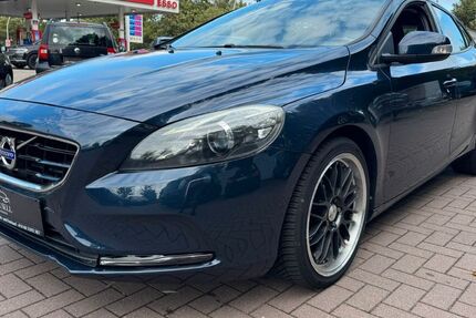 Volvo V40 147.000 km 10.999 &euro; Cuxhaven 27474