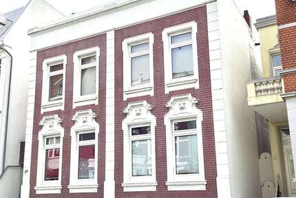 Haus Cuxhaven - 7 Zimmer, 152 m&sup2;, 238.000&euro; | Angebot:27102448