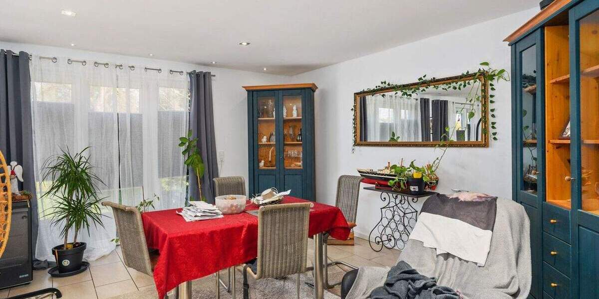 Einfamilienhaus Cuxhaven Süder-Westerwisch - 7 Zimmer, 215 m&sup2;, 449.000&euro; | Angebot:25896639