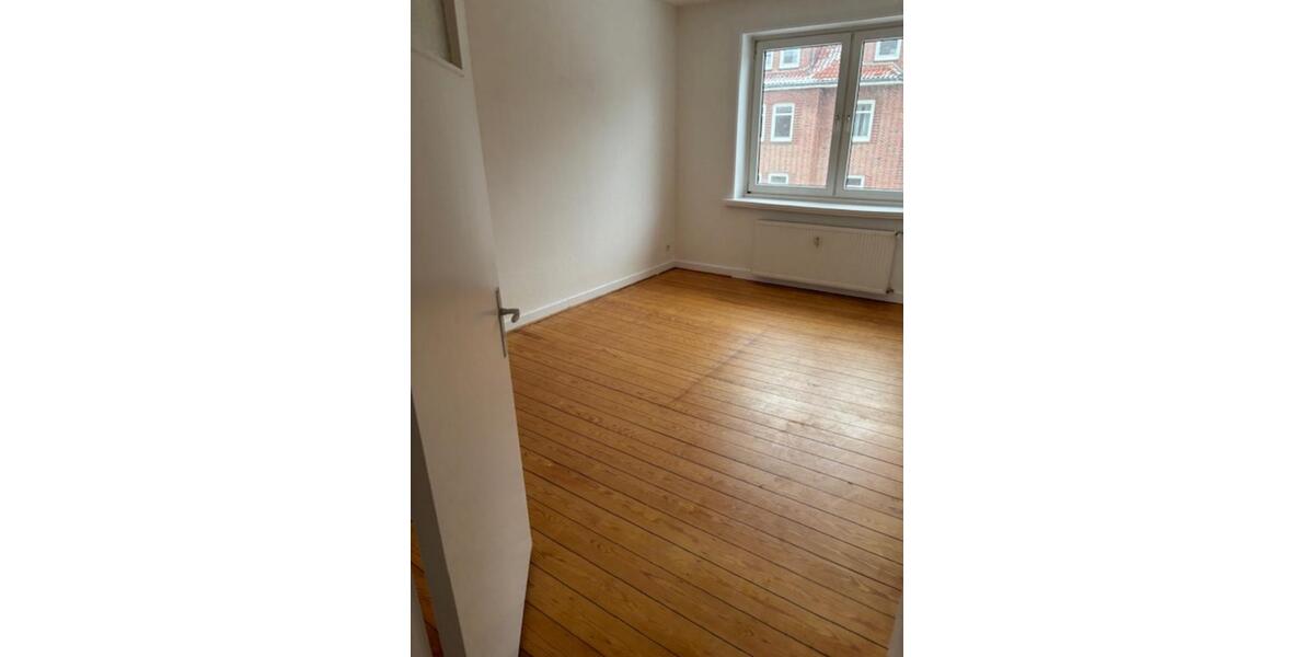 Etagenwohnung Cuxhaven - 3 Zimmer, 72 m&sup2;, 650&euro; | Angebot:25073657