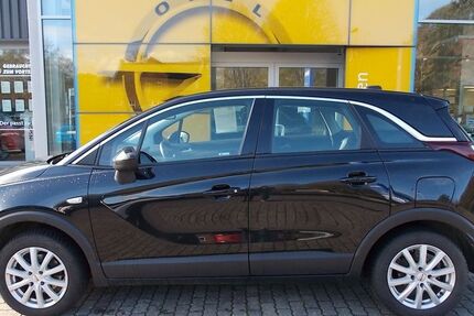Opel Crossland (X) 82.100 km 13.590 &euro; Brunsbüttel 25541
