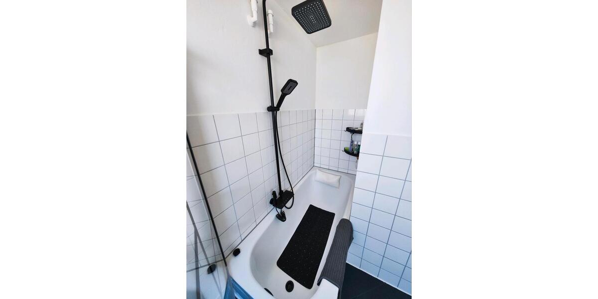 Dachgeschoßwohnung Wurster Nordseeküste - 3 Zimmer, 80 m&sup2;, 125.000&euro; | Angebot:26088668