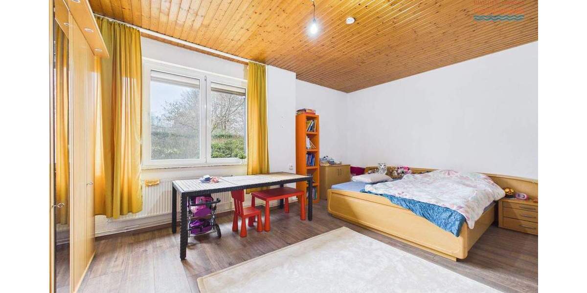 Einfamilienhaus Geestland Drangstedt - 8 Zimmer, 230 m&sup2;, 225.000&euro; | Angebot:25730350