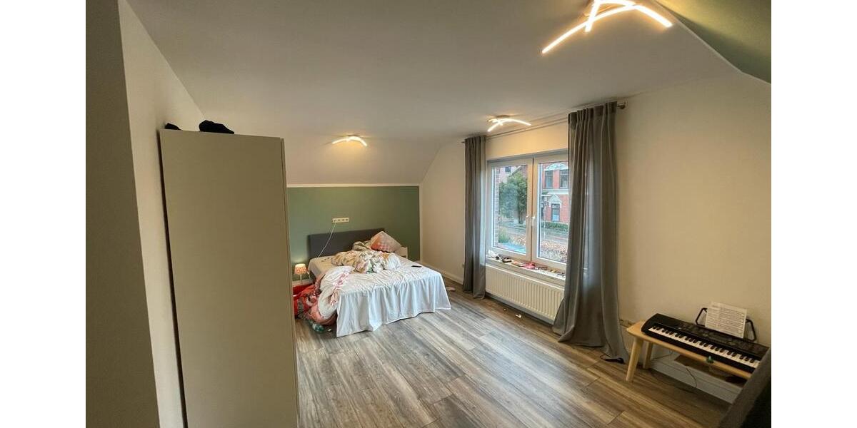 Einfamilienhaus Geestland Bad Bederkesa - 9 Zimmer, 252 m&sup2;, 525.000&euro; | Angebot:24497129