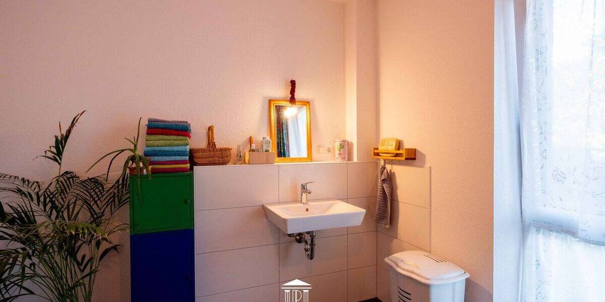 Etagenwohnung Wurster Nordseeküste Dorum - 3 Zimmer, 96 m&sup2;, 325.000&euro; | Angebot:25769638