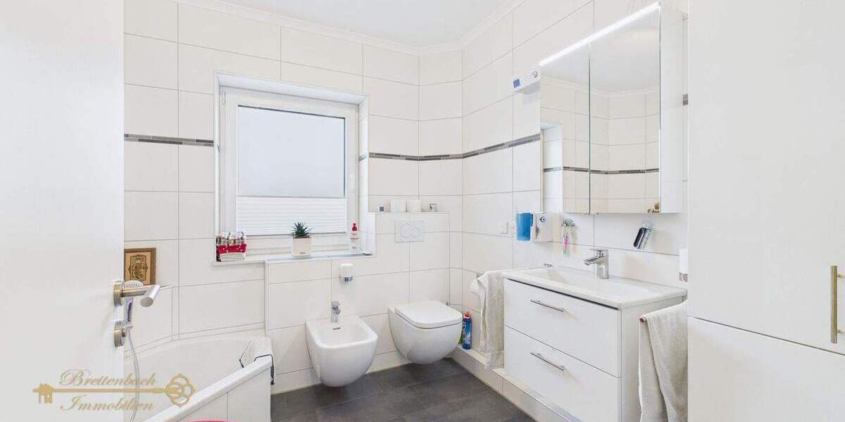 Etagenwohnung Geestland Debstedt - 4 Zimmer, 96 m&sup2;, 329.000&euro; | Angebot:25684168