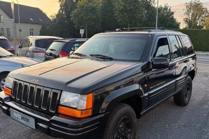 Jeep Grand Cherokee 158.000 km 13.900 &euro; Cuxhaven 27474