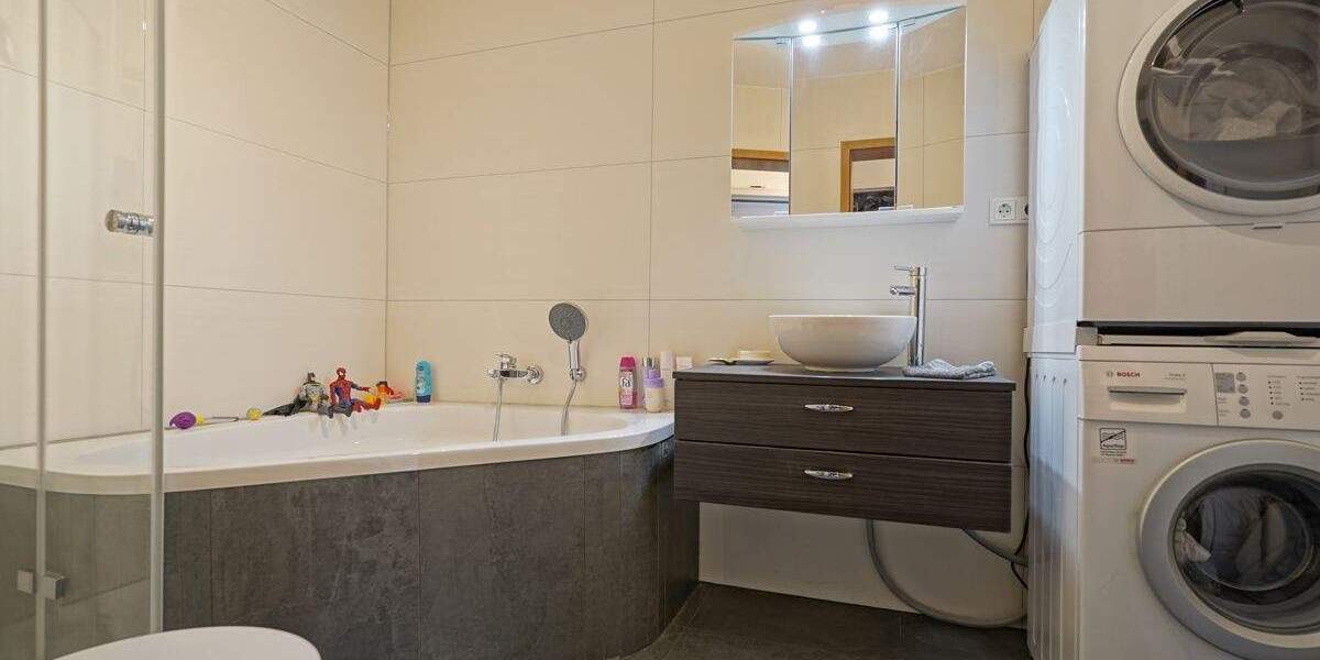 Etagenwohnung Geestland Langen - 4 Zimmer, 95 m&sup2;, 169.000&euro; | Angebot:25730361