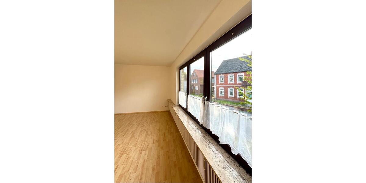 Etagenwohnung Neuhaus (Oste) - 4.5 Zimmer, 90 m&sup2;, 770&euro; | Angebot:25101012