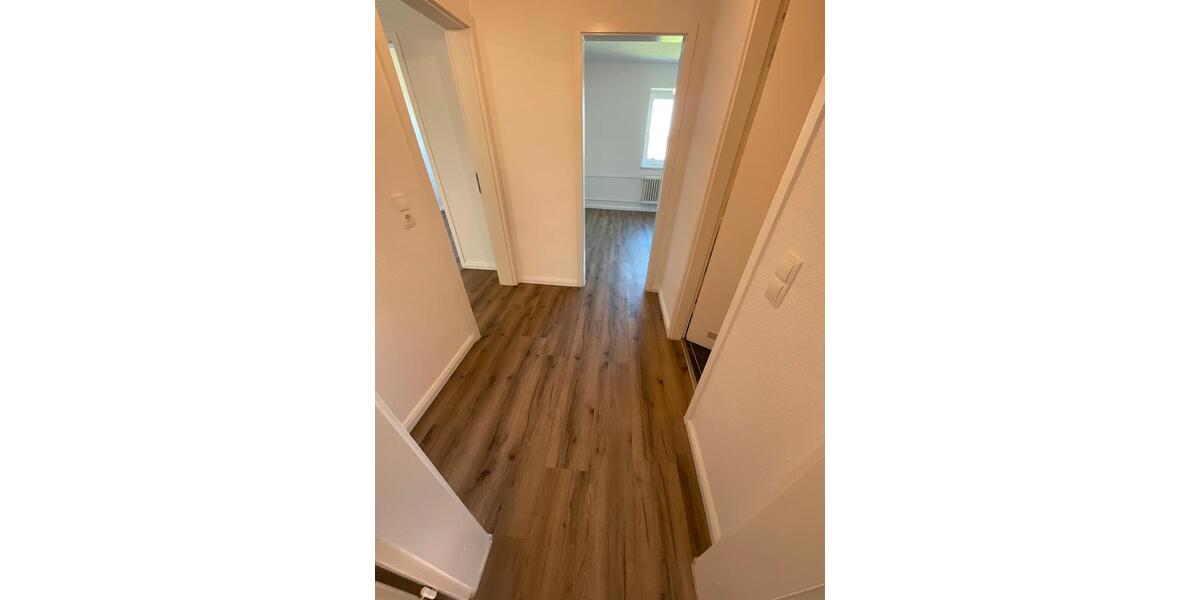 Etagenwohnung Brunsbüttel - 4 Zimmer, 85 m&sup2;, 669&euro; | Angebot:26365505
