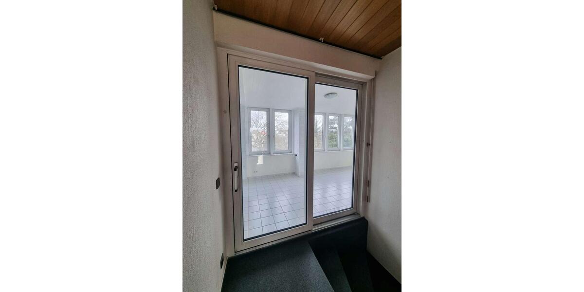 Dachgeschoßwohnung Cuxhaven - 2.5 Zimmer, 135 m&sup2;, 1.118&euro; | Angebot:26004700