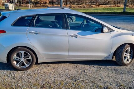 Hyundai i30 128.000 km 7.900 &euro; Cuxhaven 27474