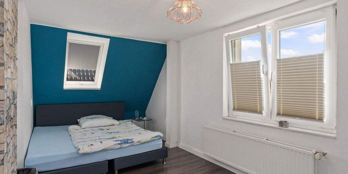 Einfamilienhaus Cuxhaven Süder-Westerwisch - 7 Zimmer, 215 m&sup2;, 449.000&euro; | Angebot:25896639