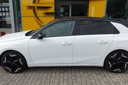 Opel Astra 52.906 km 28.990 &euro; Brunsbüttel 25541