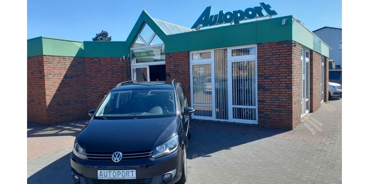 VW Touran 218.894 km 6.999 &euro; Cuxhaven 27472