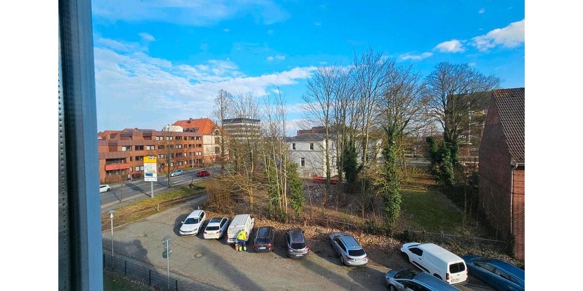 Dachgeschoßwohnung Cuxhaven - 3 Zimmer, 80 m&sup2;, 650&euro; | Angebot:25999992