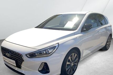 Hyundai i30 85.420 km 12.390 &euro; Cuxhaven 27472