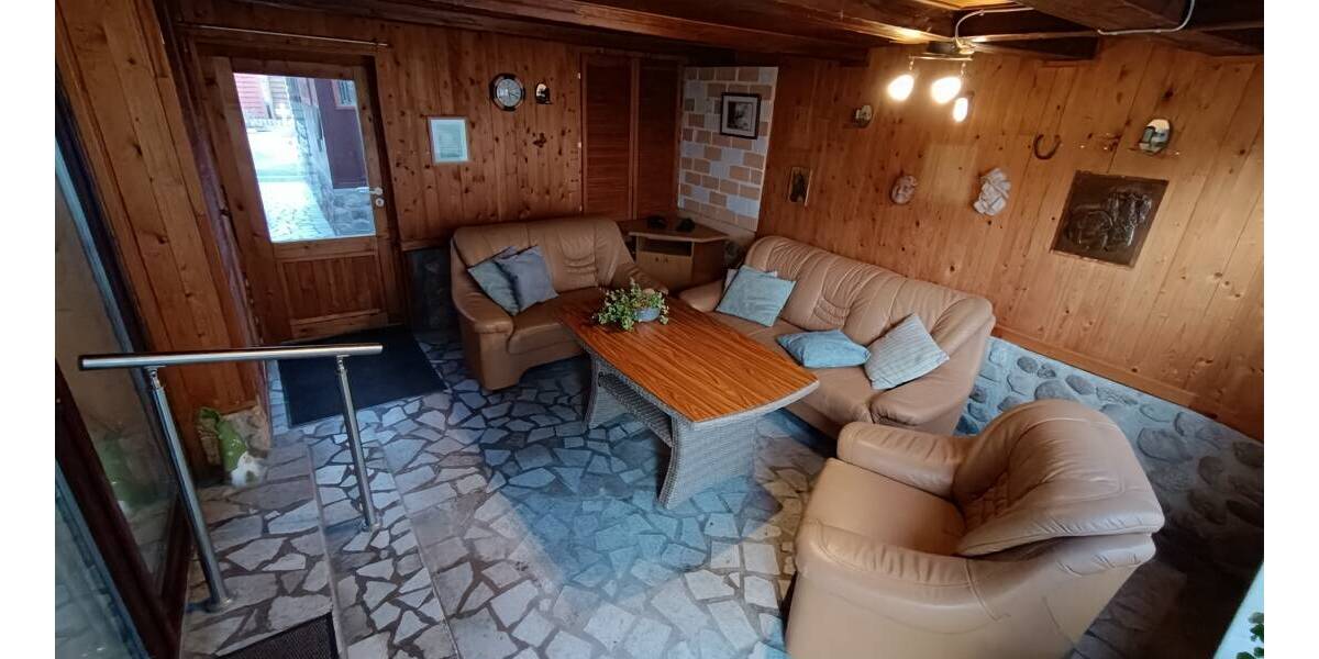 Reihenendhaus Marne - 7 Zimmer, 141 m&sup2;, 229.000&euro; | Angebot:25697363