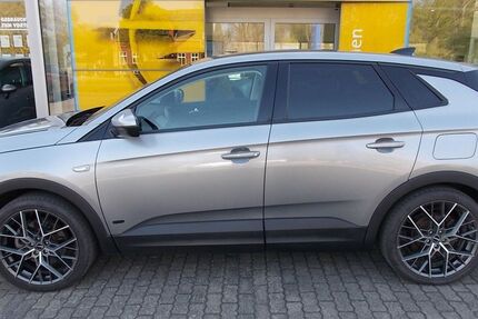 Opel Grandland (X) 46.538 km 20.990 &euro; Brunsbüttel 25541
