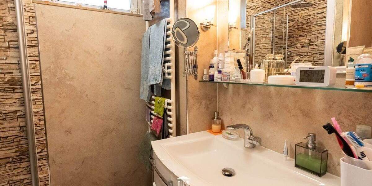 Etagenwohnung Cuxhaven Döse - 3 Zimmer, 80 m&sup2;, 285.000&euro; | Angebot:25725888