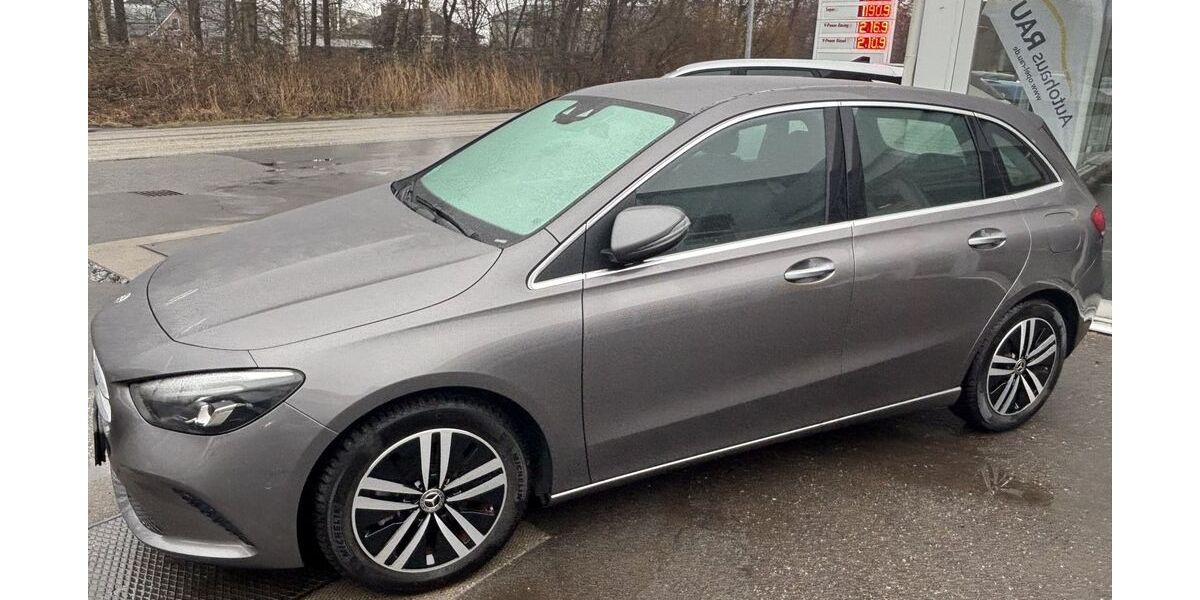 Mercedes-Benz B 200 7.685 km 26.990 &euro; Brunsbüttel 25541