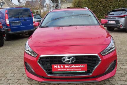 Hyundai i30 119.695 km 7.499 &euro; Geestland 27607