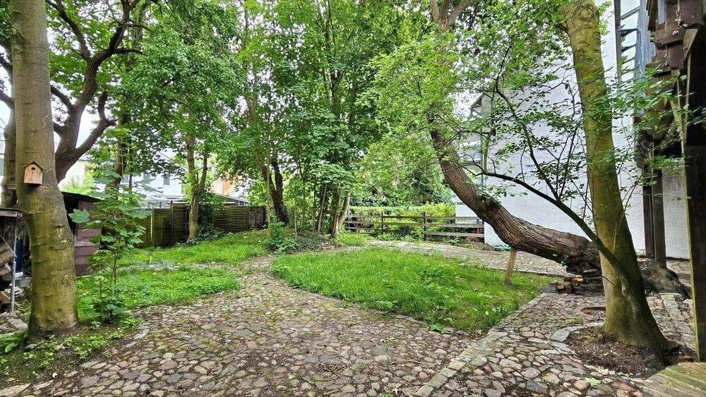 Einfamilienhaus Cuxhaven - 9 Zimmer, 257 m&sup2;, 350.000&euro; | Angebot:25664942