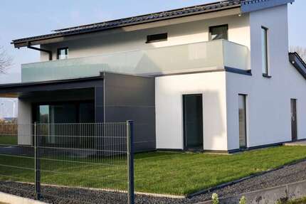 Haus Brunsbüttel - 3 Zimmer, 150 m&sup2;, 483.000&euro; | Angebot:23685449