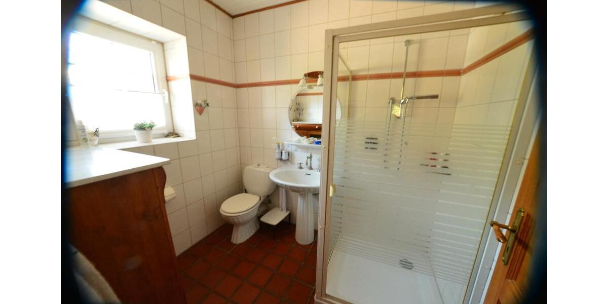 Einfamilienhaus Cadenberge - 7 Zimmer, 220 m&sup2;, 359.000&euro; | Angebot:26024319