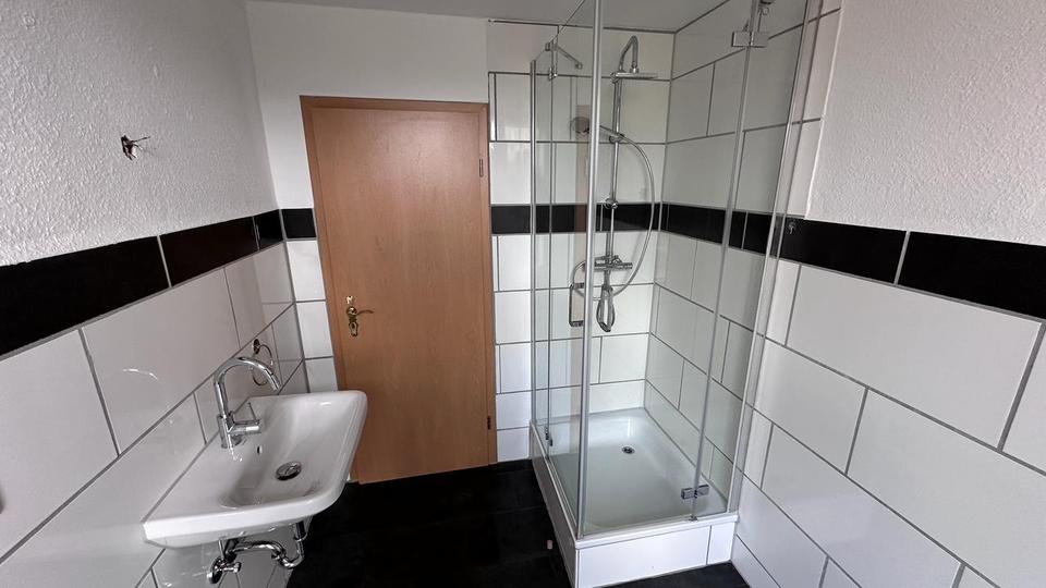 Dachgeschoßwohnung Geestland - 3 Zimmer, 110 m&sup2;, 690&euro; | Angebot:26039704