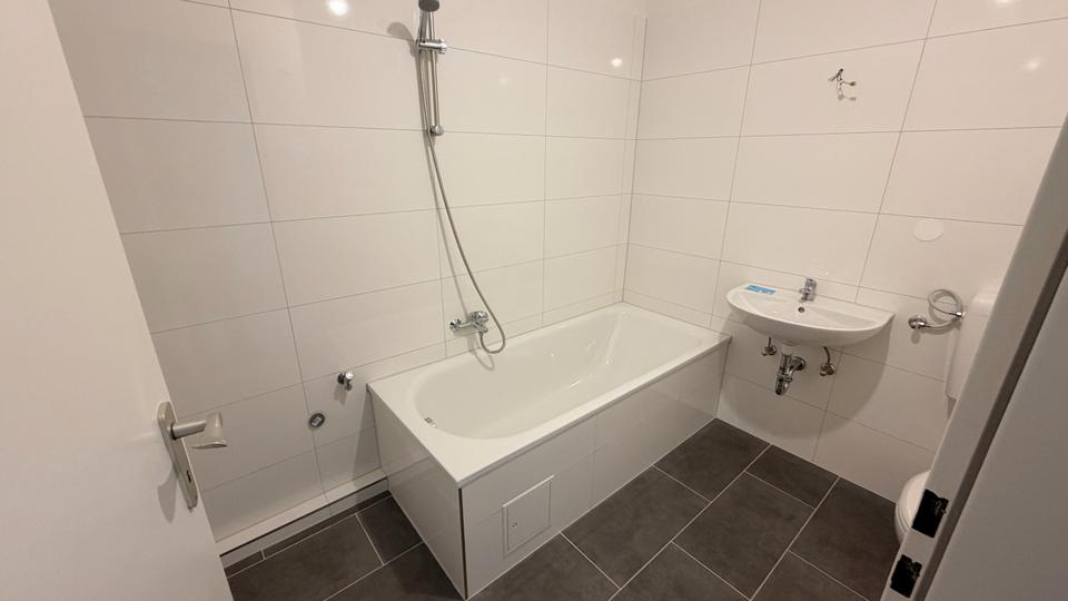 Etagenwohnung Brunsbüttel - 3 Zimmer, 77 m&sup2;, 654&euro; | Angebot:26635392