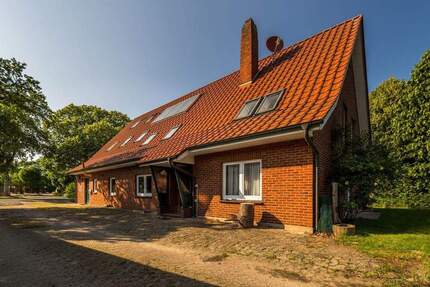 Haus Geestland-Debstedt Debstedt - 8 Zimmer, 242 m&sup2;, 570.000&euro; | Angebot:25737096