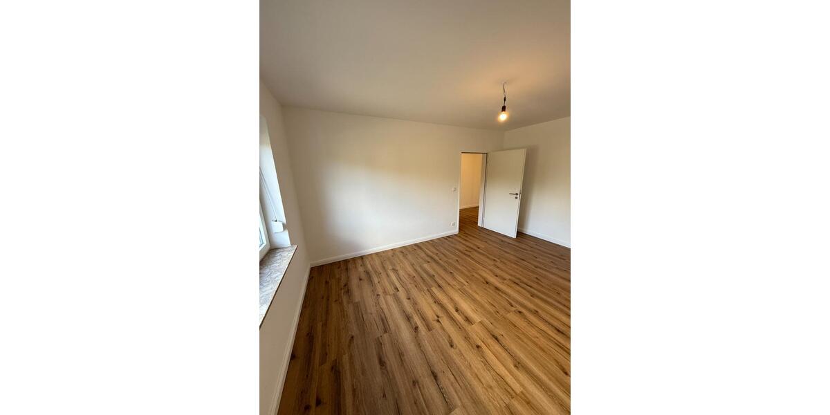 Erdgeschoßwohnung Cuxhaven Groden - 3 Zimmer, 77 m&sup2;, 700&euro; | Angebot:25922665