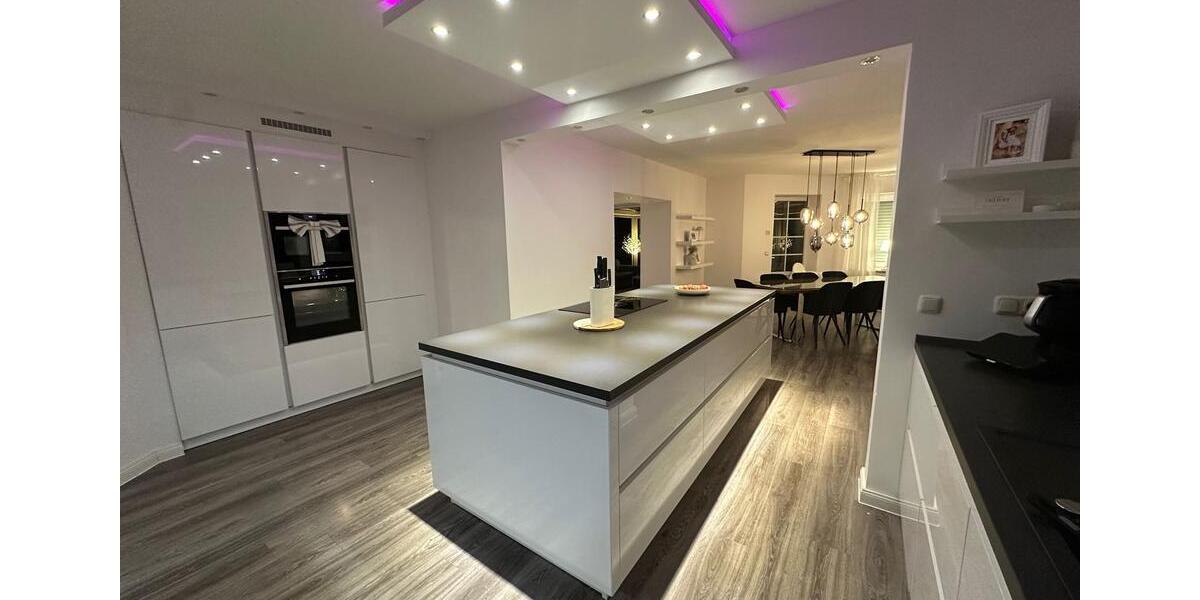 Einfamilienhaus Geestland Bad Bederkesa - 9 Zimmer, 252 m&sup2;, 525.000&euro; | Angebot:24497129