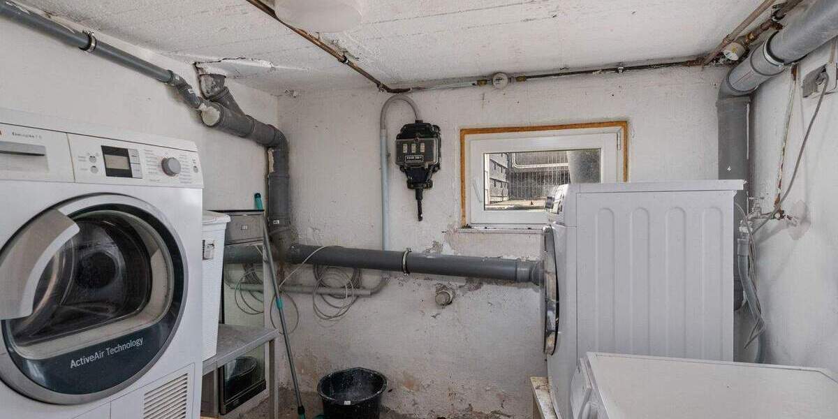 Einfamilienhaus Cuxhaven Süder-Westerwisch - 7 Zimmer, 215 m&sup2;, 449.000&euro; | Angebot:25896639