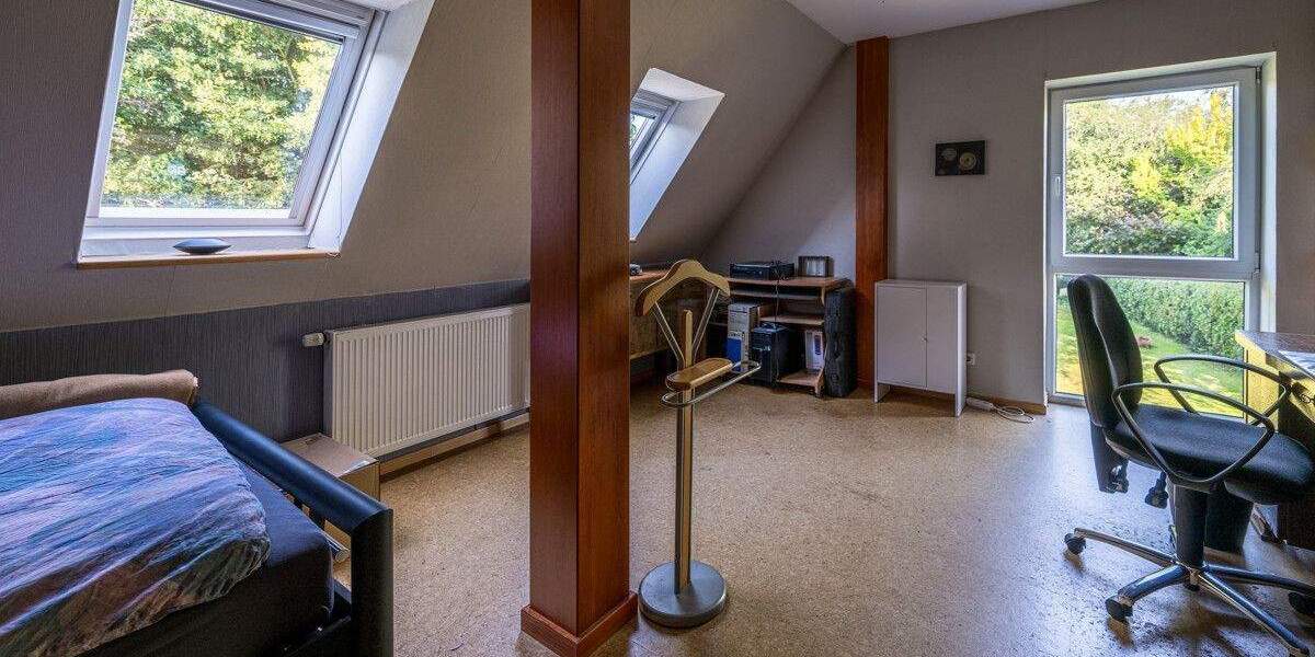 Einfamilienhaus Geestland-Debstedt Debstedt - 8 Zimmer, 242 m&sup2;, 570.000&euro; | Angebot:25737096