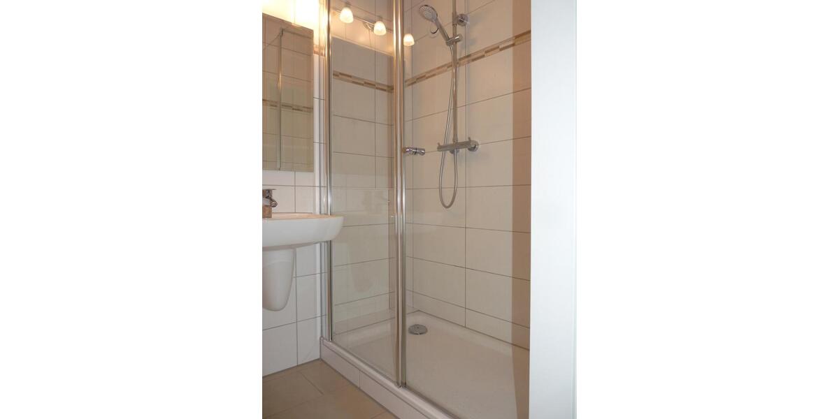 Etagenwohnung Cuxhaven Groden - 2.5 Zimmer, 77 m&sup2;, 845&euro; | Angebot:26050352