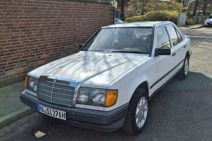 Mercedes-Benz 200 246.000 km 3.950 &euro; Cuxhaven 27472