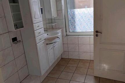 Wohnung Marne - 6 Zimmer, 160 m&sup2;, 1.200&euro; | Angebot:27532844