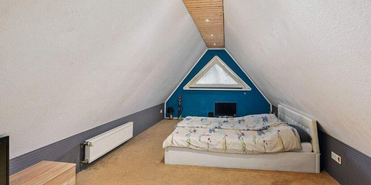 Einfamilienhaus Cuxhaven Süder-Westerwisch - 7 Zimmer, 215 m&sup2;, 449.000&euro; | Angebot:25896639