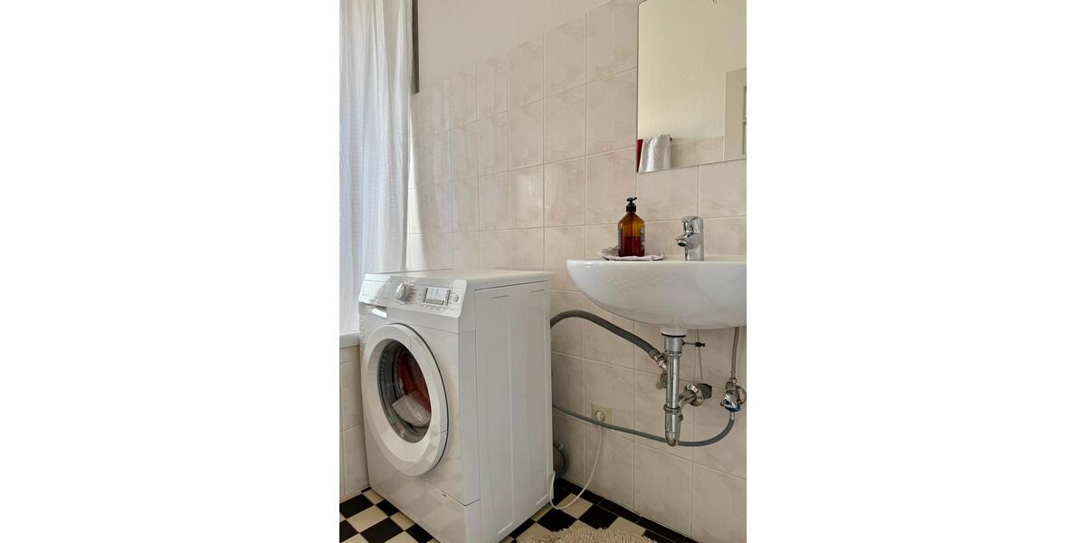 Etagenwohnung Cuxhaven - 4 Zimmer, 110 m&sup2;, 1.050&euro; | Angebot:26623627