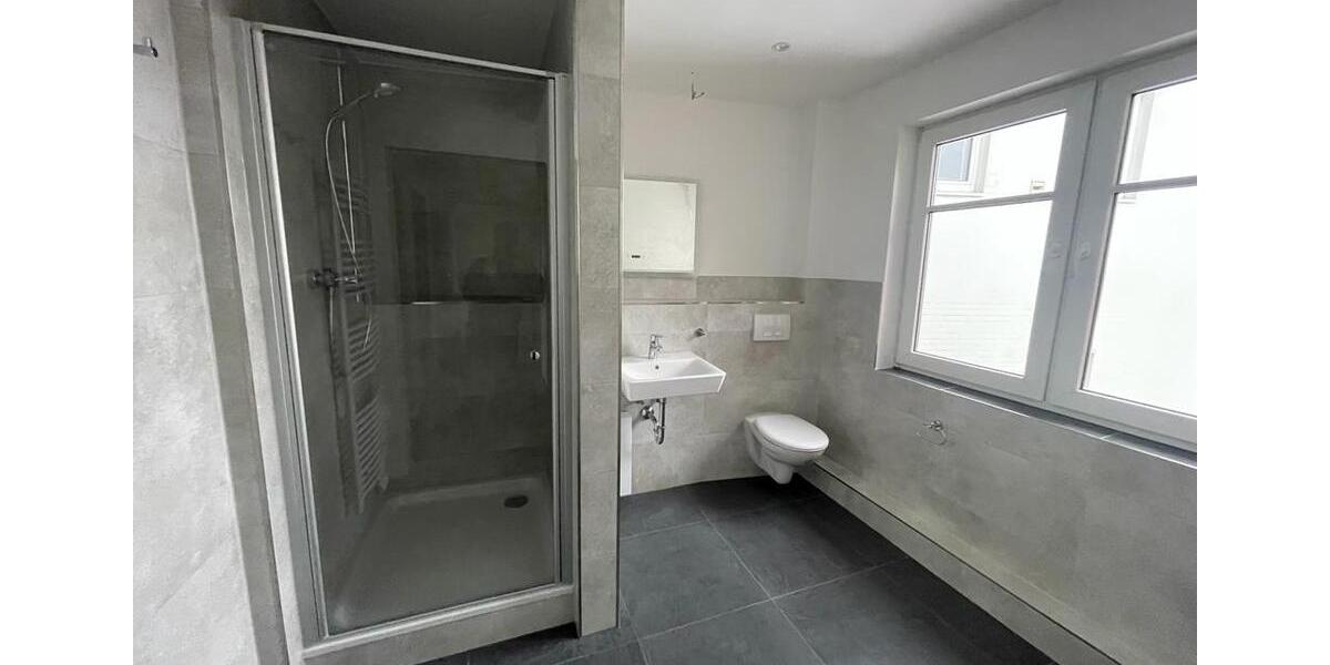 Dachgeschoßwohnung Cuxhaven - 3 Zimmer, 62 m&sup2;, 770&euro; | Angebot:25547941