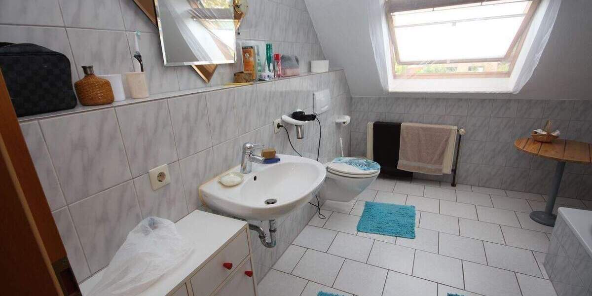Einfamilienhaus Cuxhaven Altenbruch - 5 Zimmer, 181 m&sup2;, 399.000&euro; | Angebot:26139877