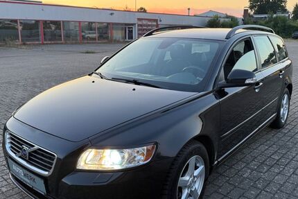 Volvo V50 302.000 km 2.499 &euro; Cuxhaven 27474