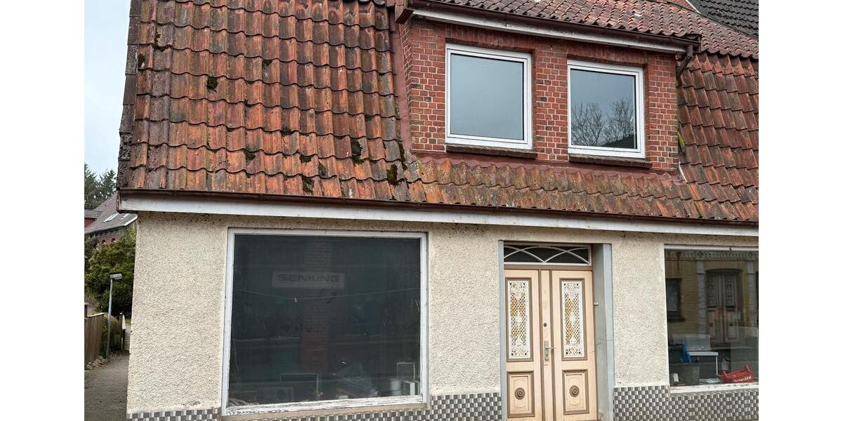 Einfamilienhaus Neuhaus (Oste) - 10 Zimmer, 145 m&sup2;, 75.000&euro; | Angebot:25987642