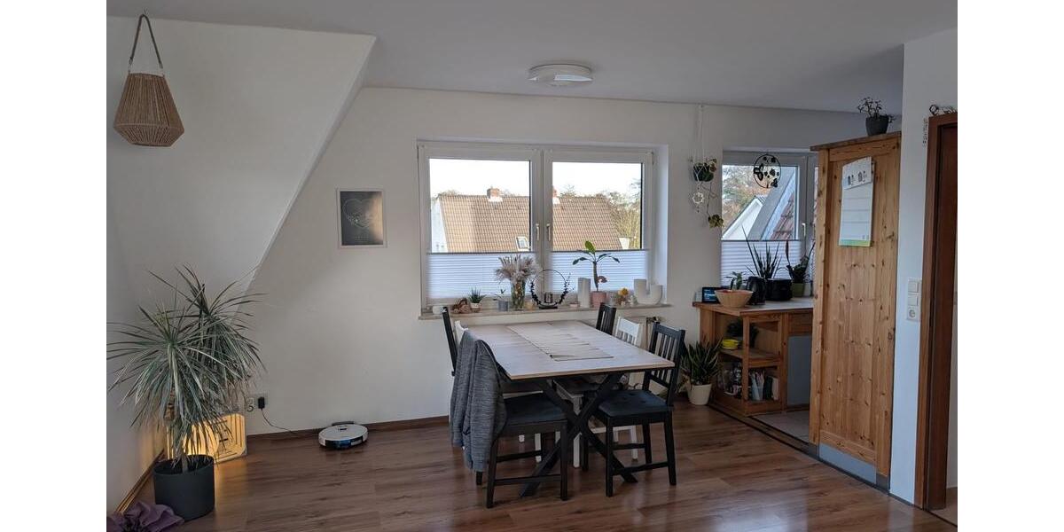 Etagenwohnung Cuxhaven Groden - 4 Zimmer, 90 m&sup2;, 750&euro; | Angebot:25929342