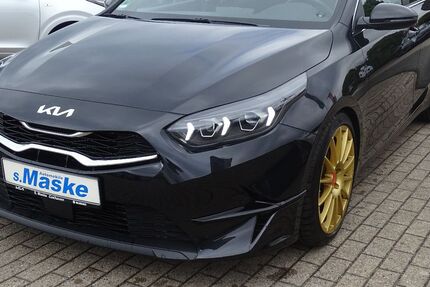 Kia ceed / Ceed 10.136 km 28.290 &euro; Cuxhaven 27472
