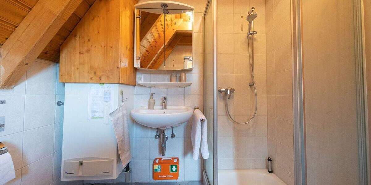 Mehrfamilienhaus, Wohnhaus Wurster Nordseeküste Neufeld - 4 Zimmer, 85 m&sup2;, 235.000&euro; | Angebot:25682771