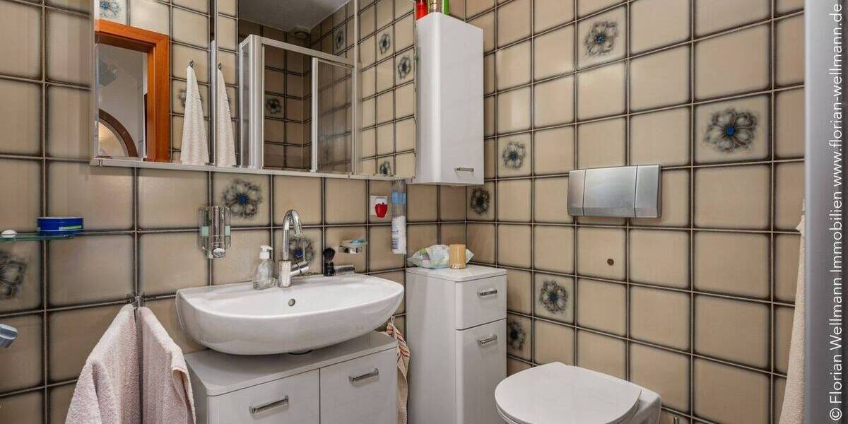 Mehrfamilienhaus, Wohnhaus Cuxhaven Döse - 8 Zimmer, 208 m&sup2;, 429.000&euro; | Angebot:25726094